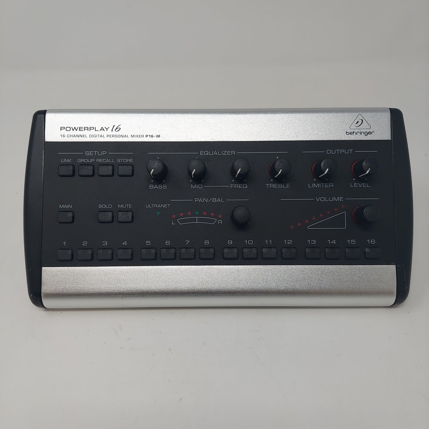 Behringer P16-M 16 Channel Digital Mixer