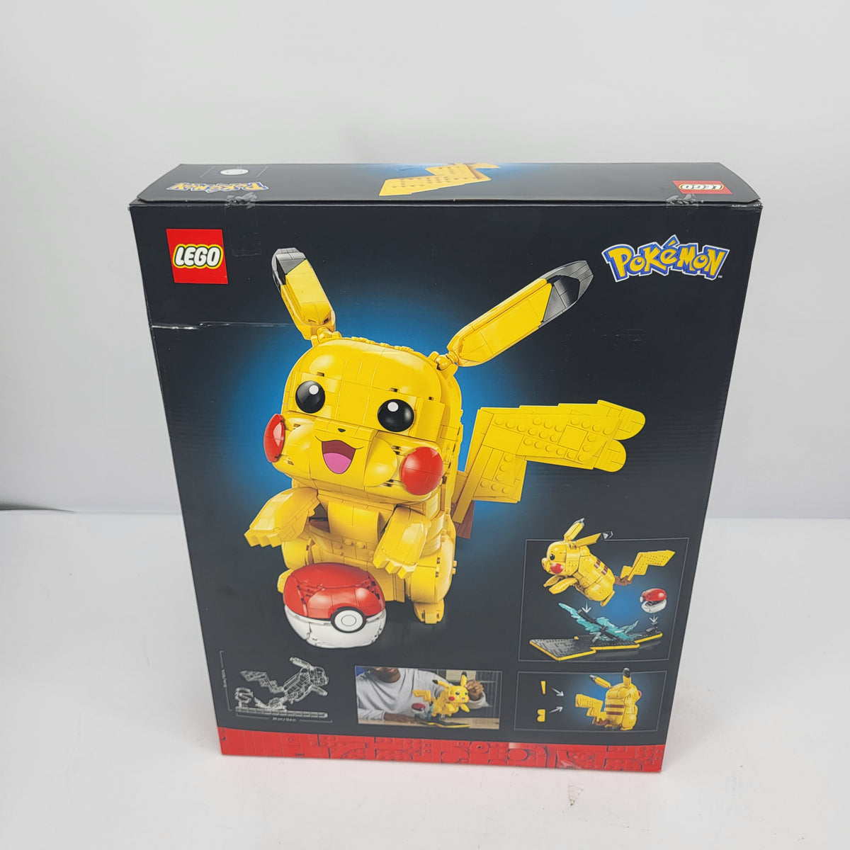 New LEGO Pokémon Pikachu and Poké Ball Building Set 72152 2050 Pieces 18+
