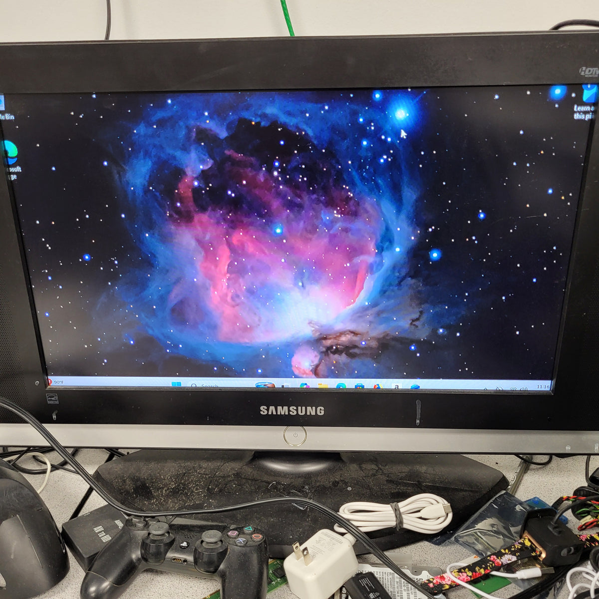 Lenovo ThinkCentre 0ICON14 Core i5-8500 3.00GHz 8GB RAM 256GB SSD