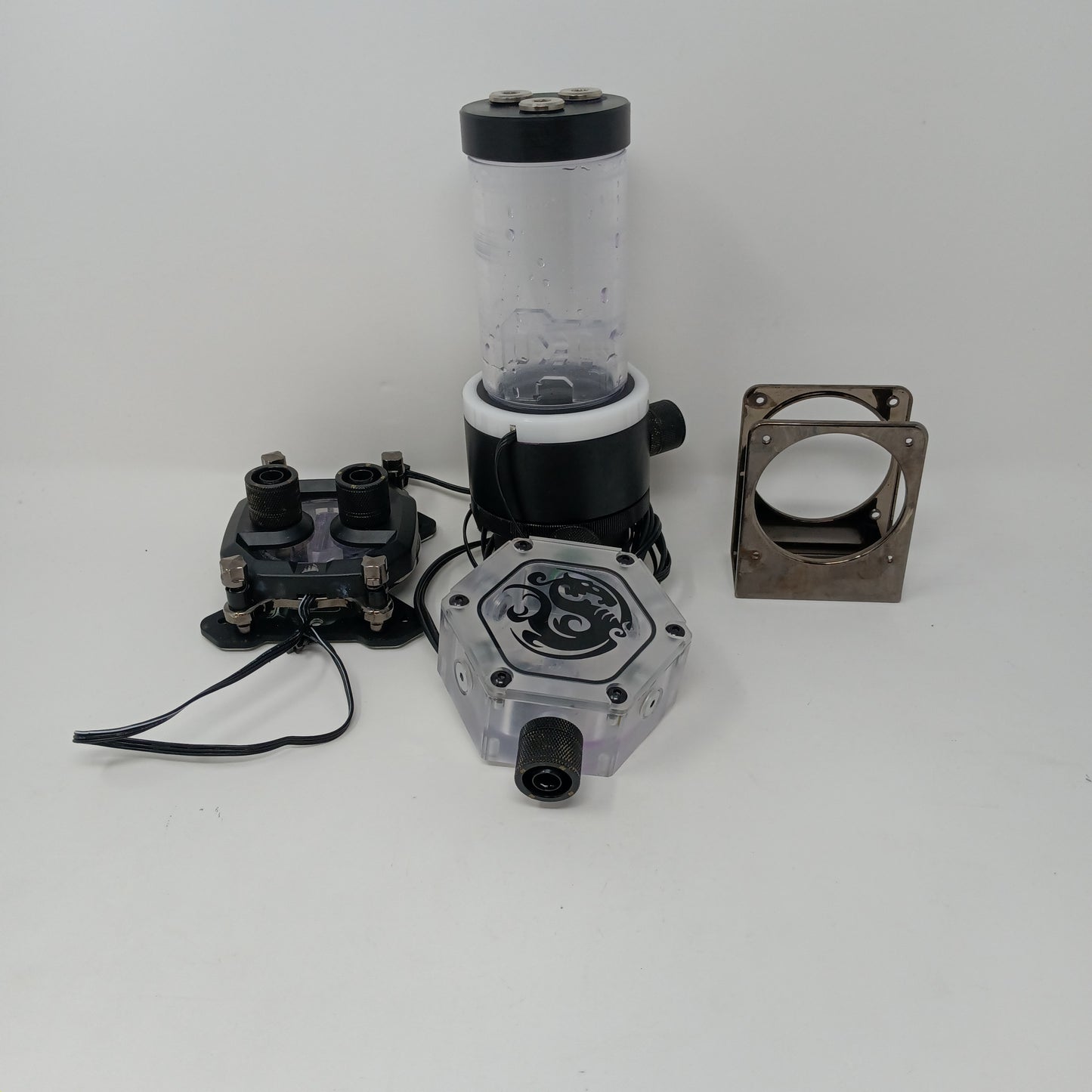 Kinetic Reservoir Cooling Pump Combo + Radiator/Fans for Gaming PC