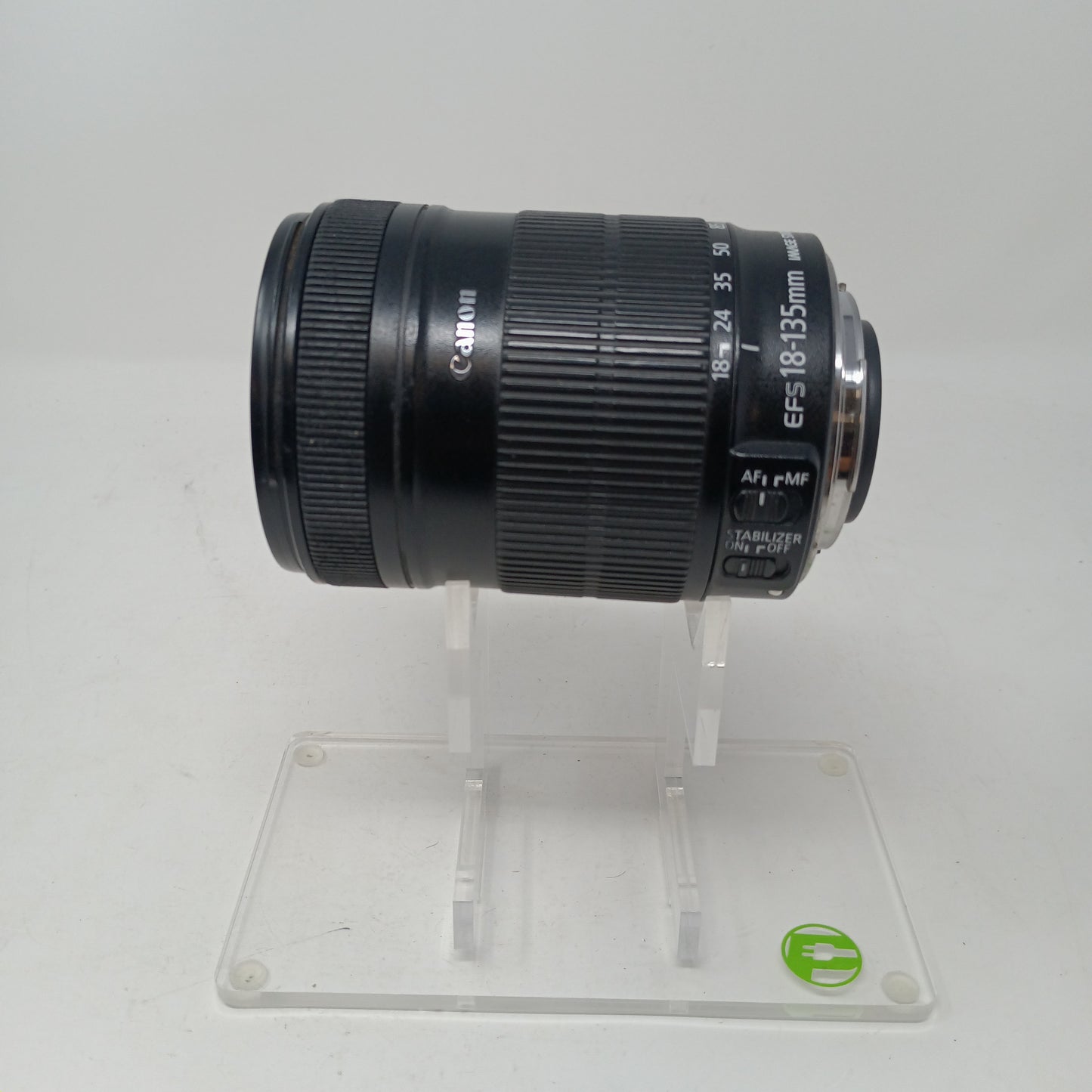 Canon Lense 18-135mm f/3.5-5.6 18-135mm f/3.5-5.6