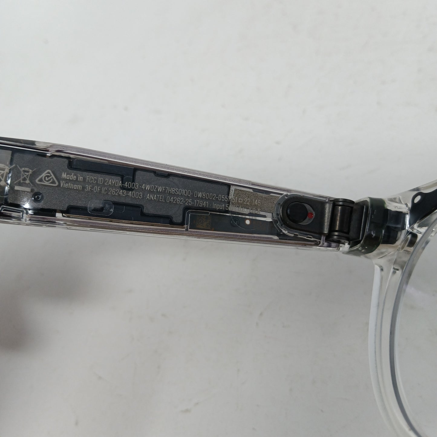 Oakley Meta Clear Transitions OW8002-0551 AI Smart Glasses