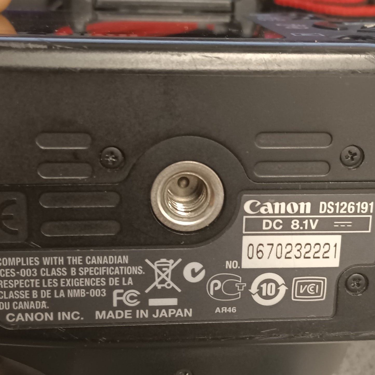 Canon EOS Rebel XS 10.1MP Digital SLR DSLR Camera