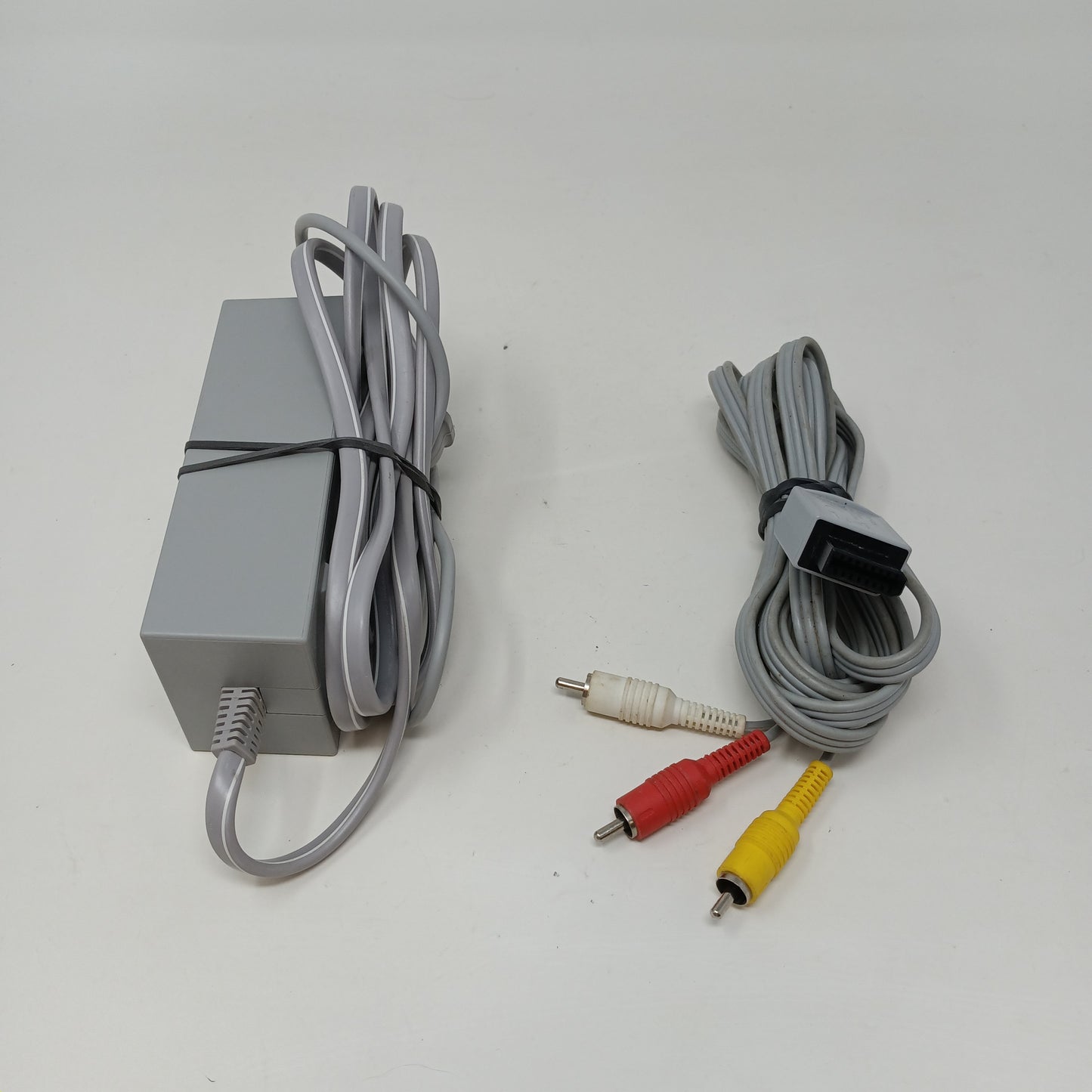 Nintendo WII Power Supply/Adapter AV Cable