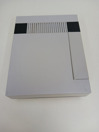 Nintendo Entertainment System NES Video Game Console NES-001 Gray