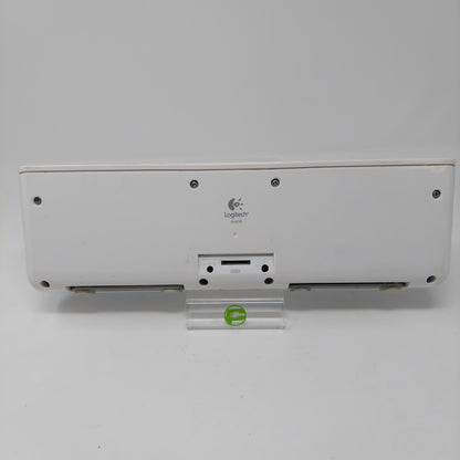 White Logitech MM50 Speaker Dock