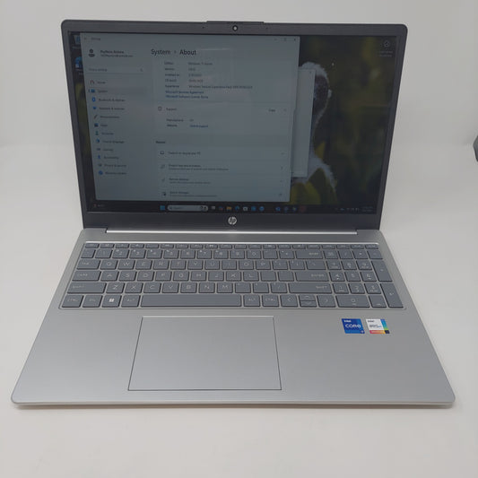 HP laptop 15-FD0107DX A9PE7UA 15.6" 12th Gen Intel (R) Core(TM) i7-1255U 4.7GHz 16GB Ram