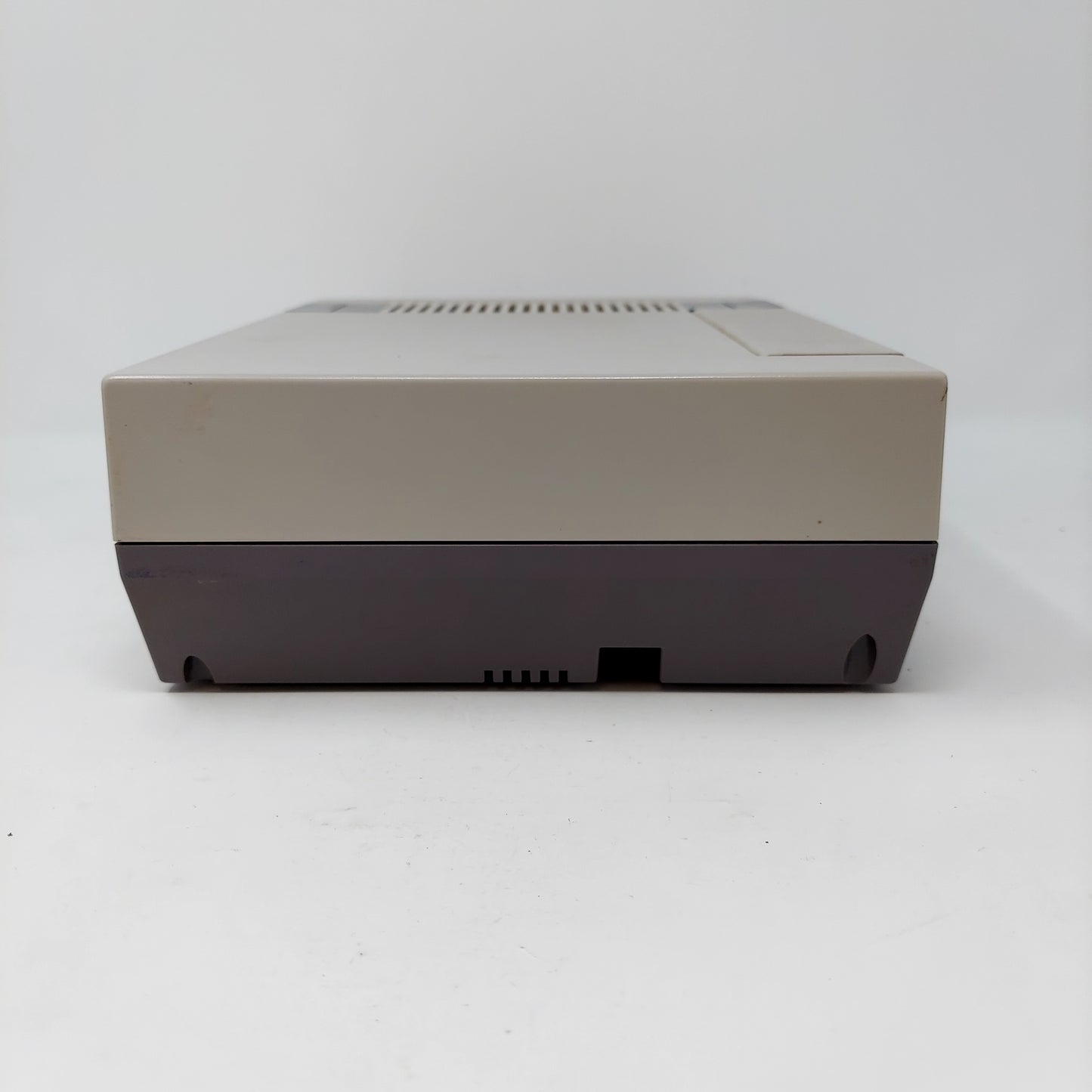 Nintendo Entertainment System NES Video Game Console NES-001 Gray
