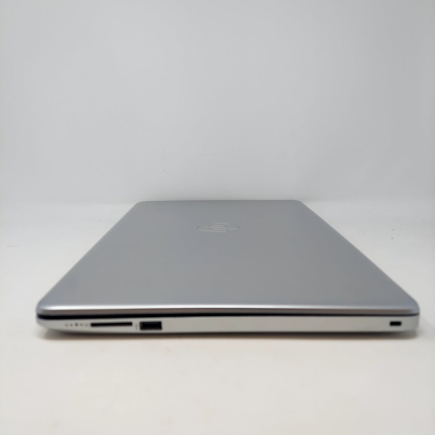 HP 15-db0003ca AMD Ryzen 3 2200U 2.5GHz 8GB RAM 1TB