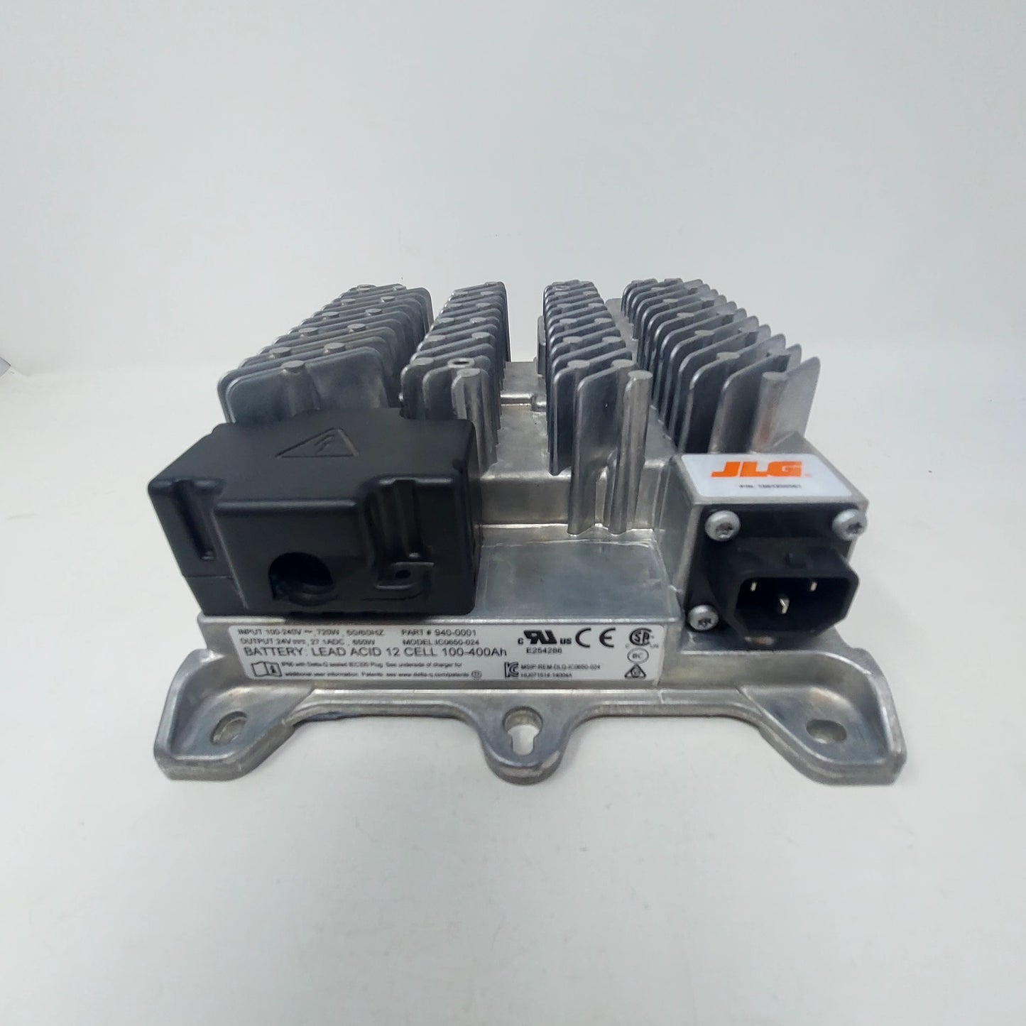 JLG IC0650-24 DELTA-Q GENIE INDUSTRIAL BATTERY CHARGER 100-240 VAC 24 VDC IC06