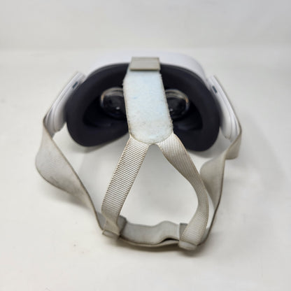 Meta Quest 3S 128GB Standalone All-in-One VR Headset P97