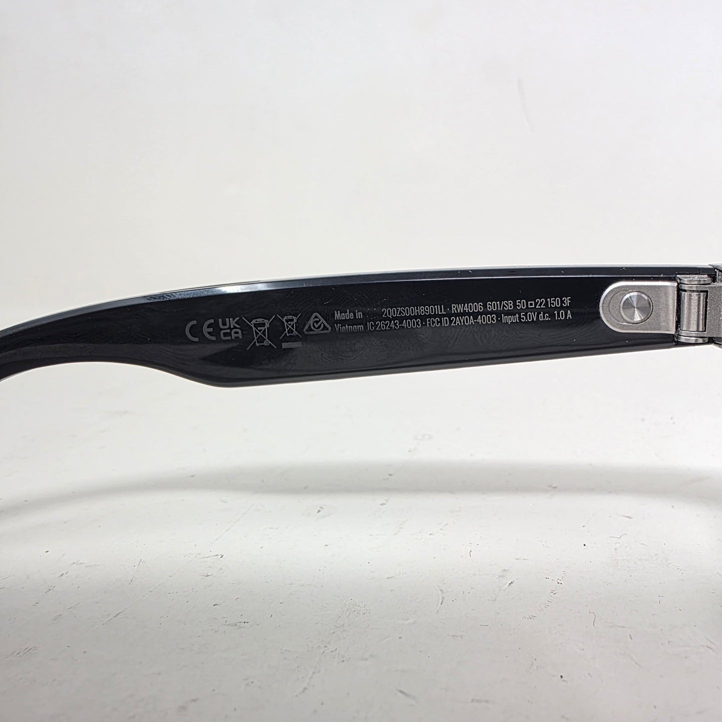 Ray-Ban Meta Wayfarer Gen 1 Shiny Black Standard RW4006 601/SB AI Smart Glasses