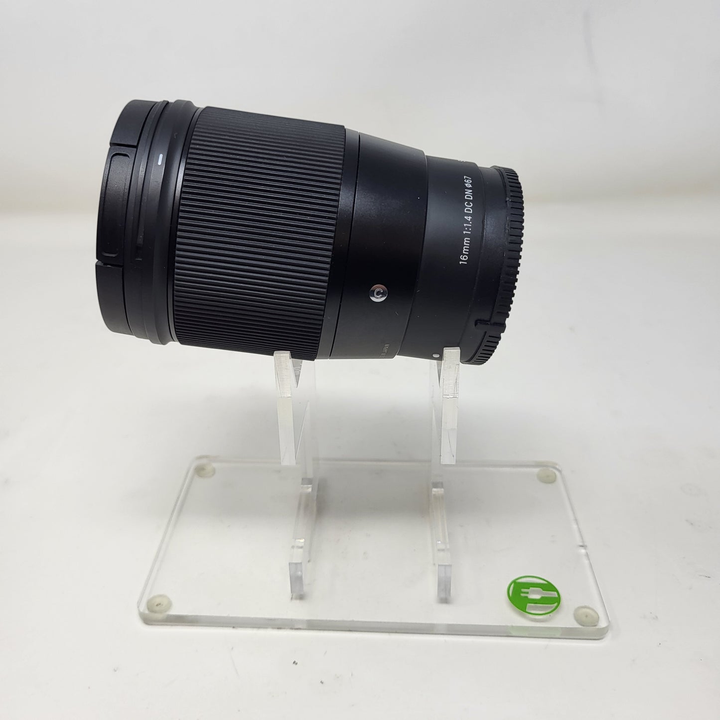 Sigma 16mm f/1.4 DC DN Contemporary Lens