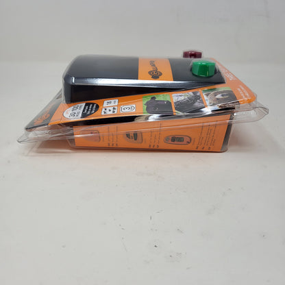 New Gallagher M160 110 Volt Electric Fence Energizer 30 Mi. Black/Orange