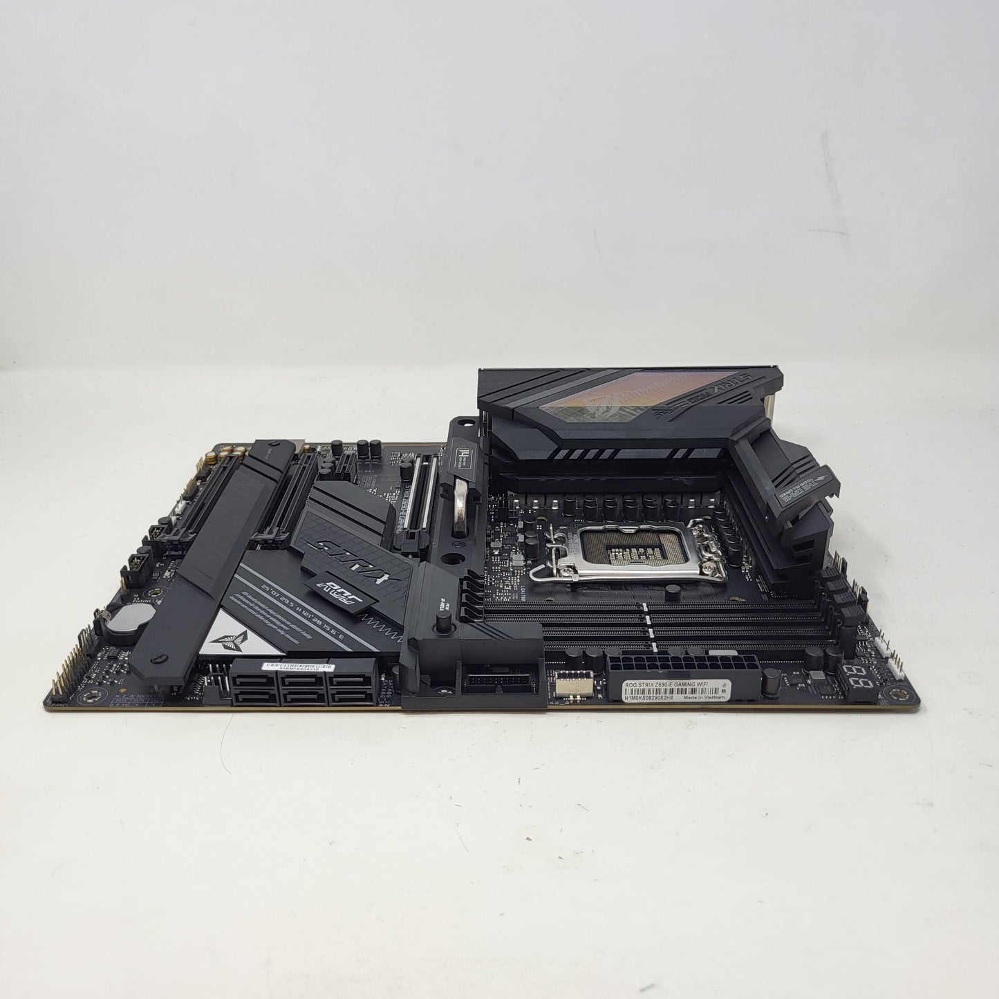 Asus ROG STRIX Z690-E GAMING WIFI LGA 1700 ATX Intel DDR5 Motherboard