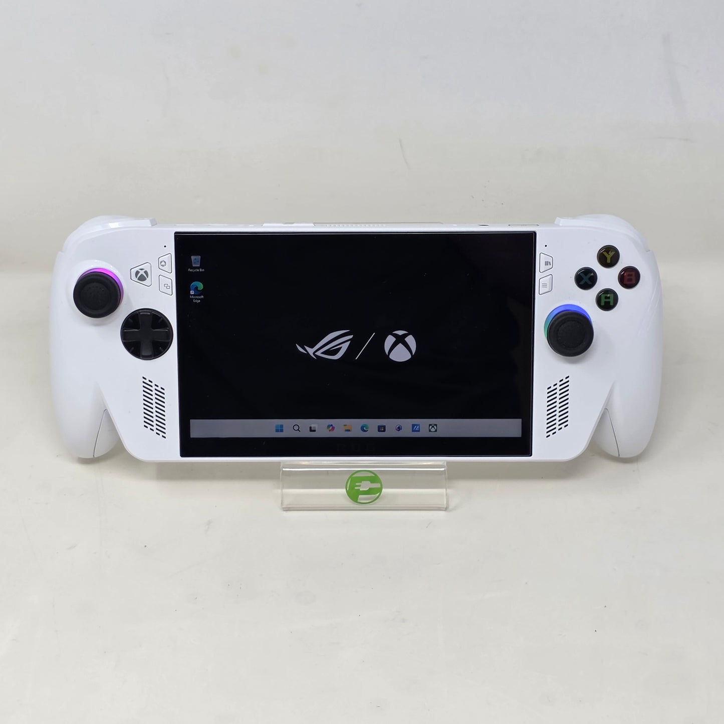 ASUS ROG Xbox Ally 7-in Touchscreen Gaming Handheld 512GB SSD White