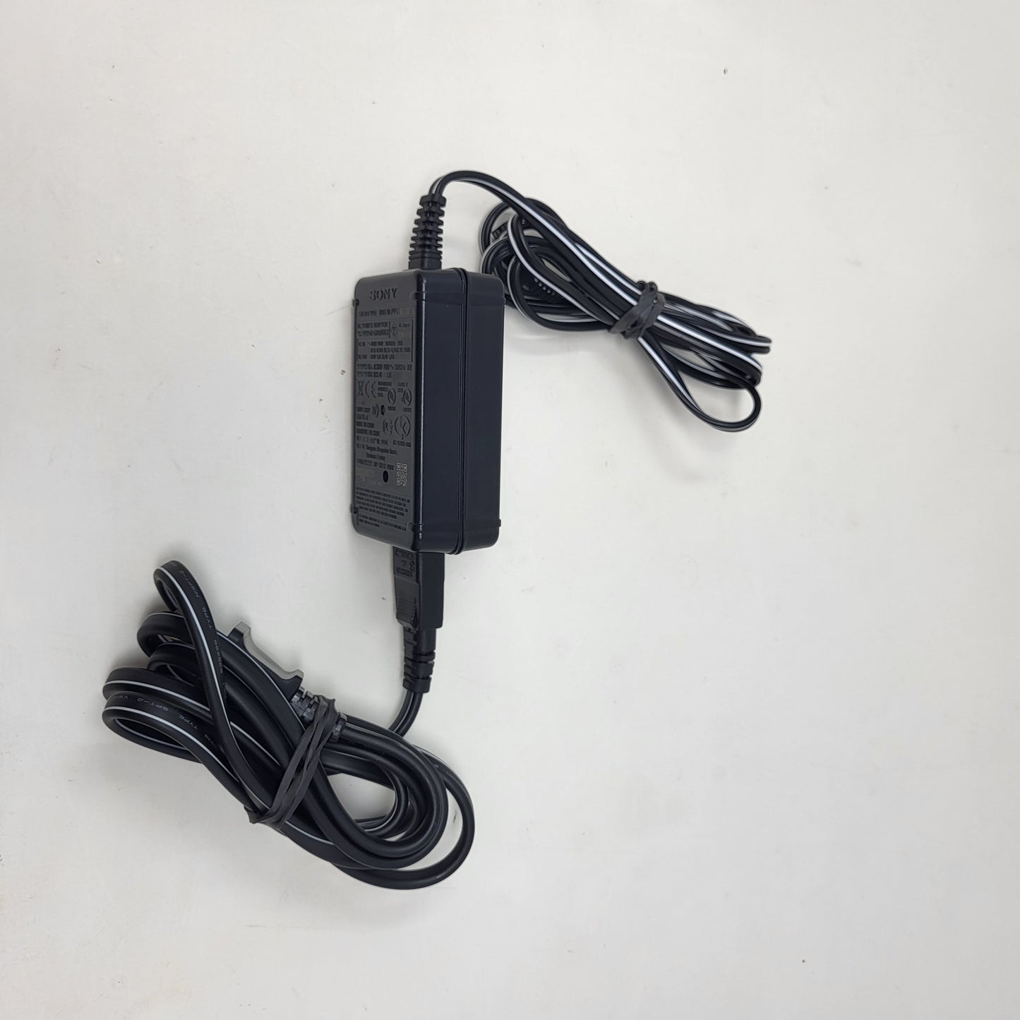 Sony Handycam DCR-HC52 MiniDV Tape Video Camcorder Silver