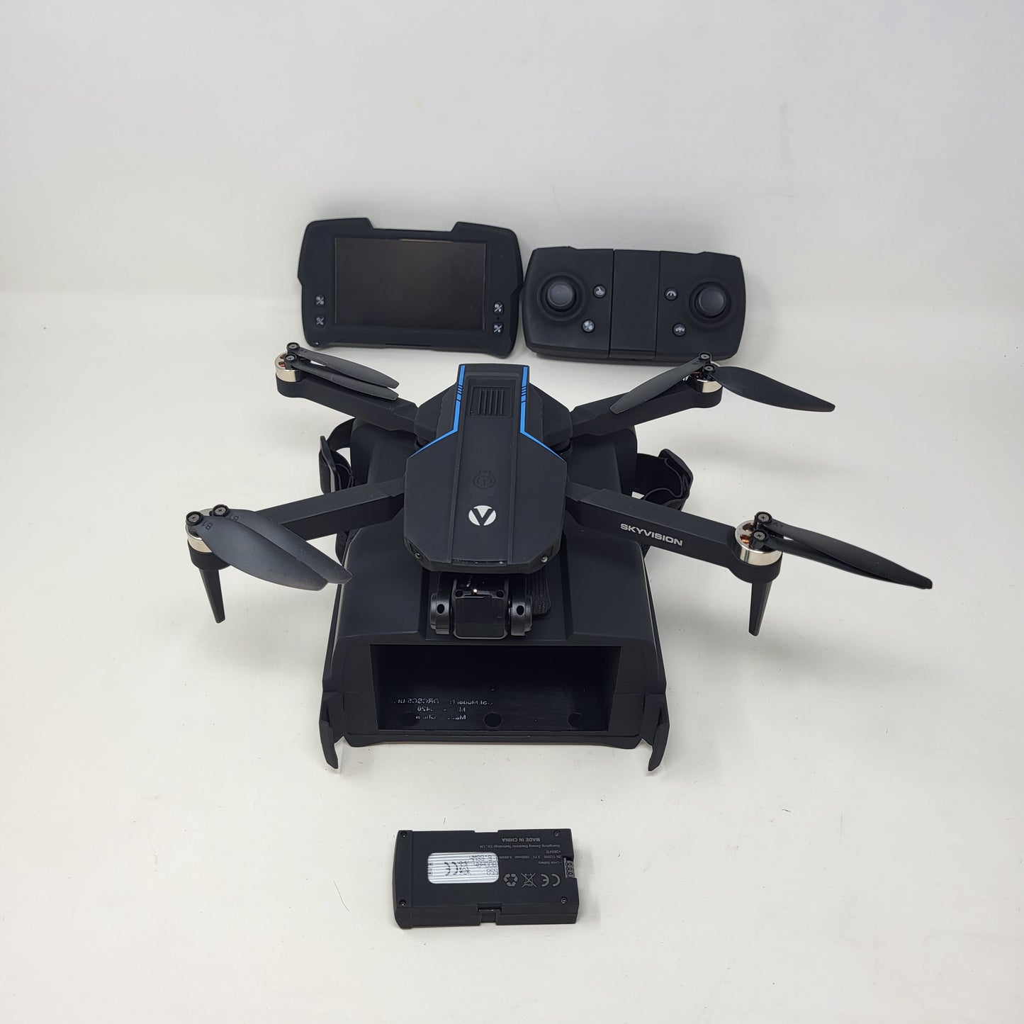 Vivitar SkyVision Folding Drone 4K Camera Kit w/ Monitor Display Controller Blac