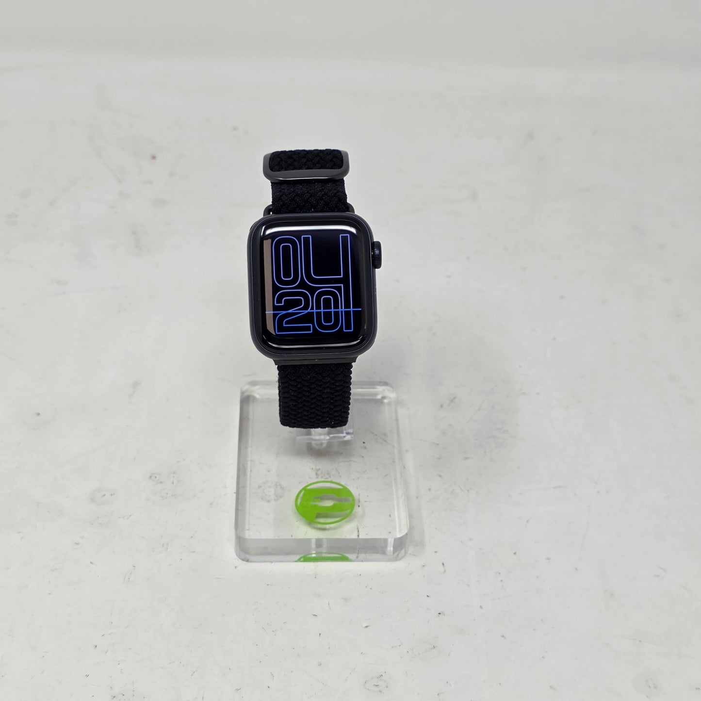 GPS Only Apple Watch SE 3 40MM Midnight Aluminum Midnight Sport Band MEH94LW/A