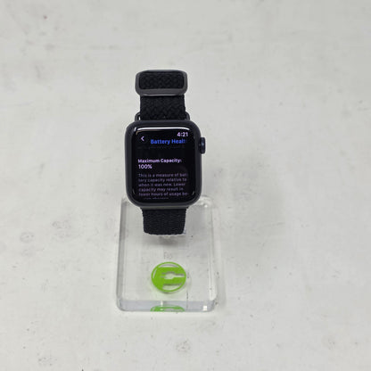GPS Only Apple Watch SE 3 40MM Midnight Aluminum Midnight Sport Band MEH94LW/A