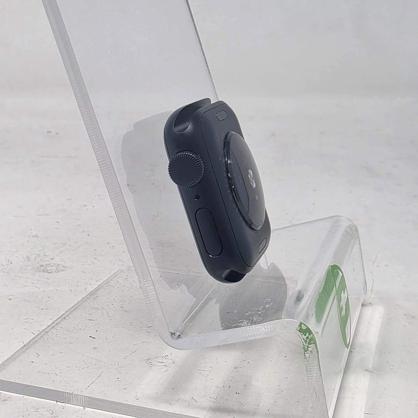 GPS Only Apple Watch SE 3 40MM Midnight Aluminum Midnight Sport Band MEH94LW/A