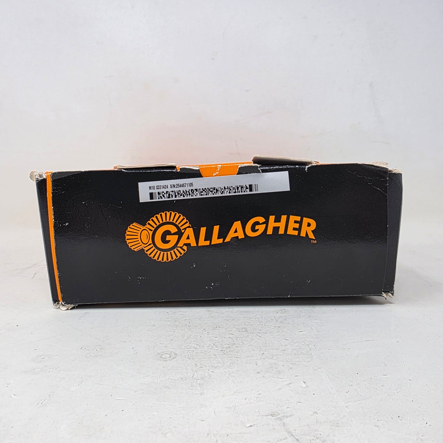 New Gallagher M10 110V Mains Electric Fence Charger Energizer G331424