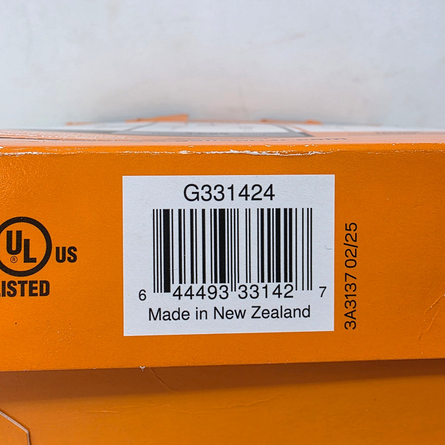 New Gallagher M10 110V Mains Electric Fence Charger Energizer G331424