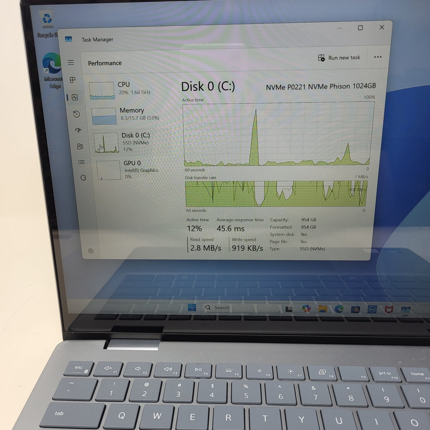 Dell Inspiron 14 7440 2-IN-1 14" Core 7 150U 1.8GHz 16GB RAM 1TB SSD