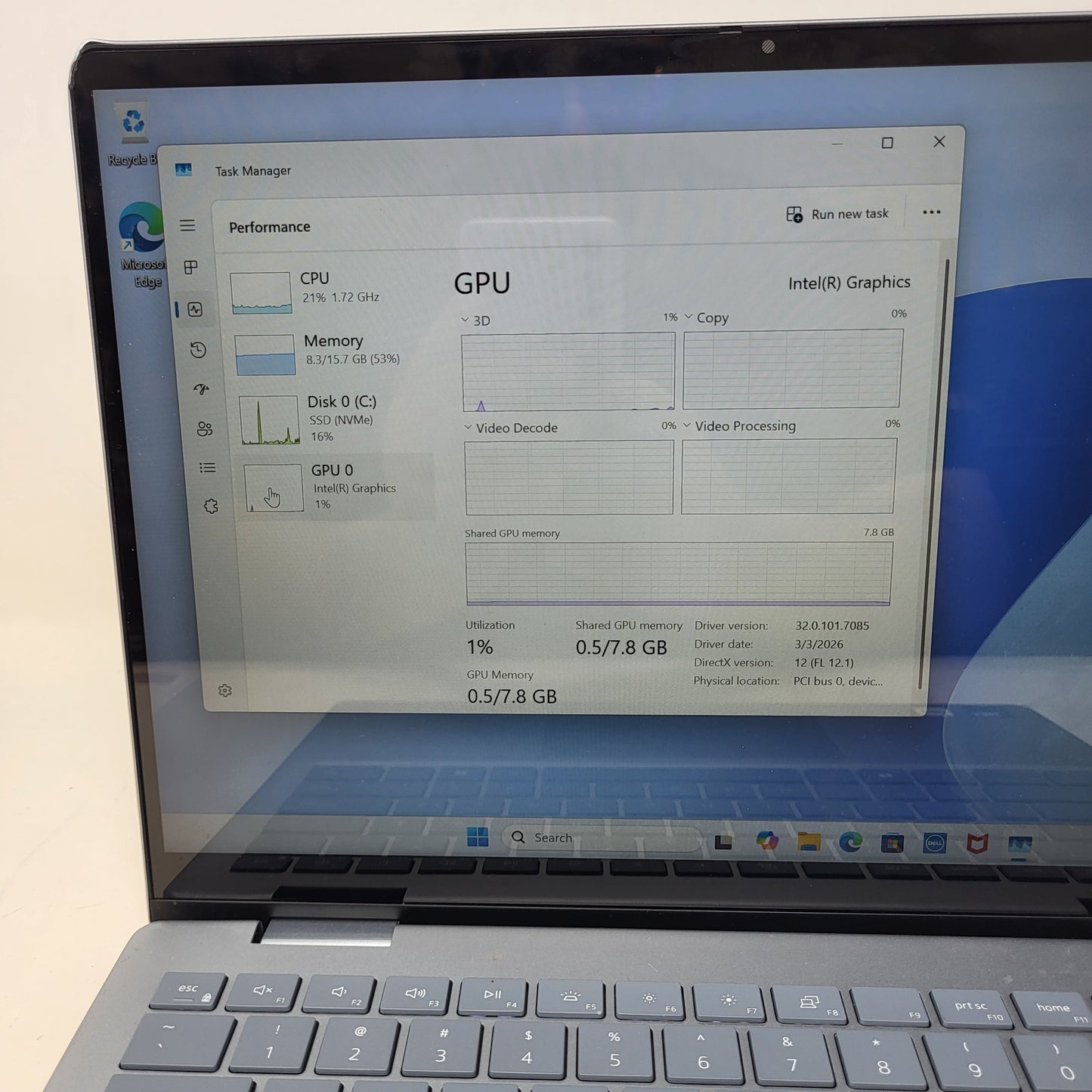 Dell Inspiron 14 7440 2-IN-1 14" Core 7 150U 1.8GHz 16GB RAM 1TB SSD