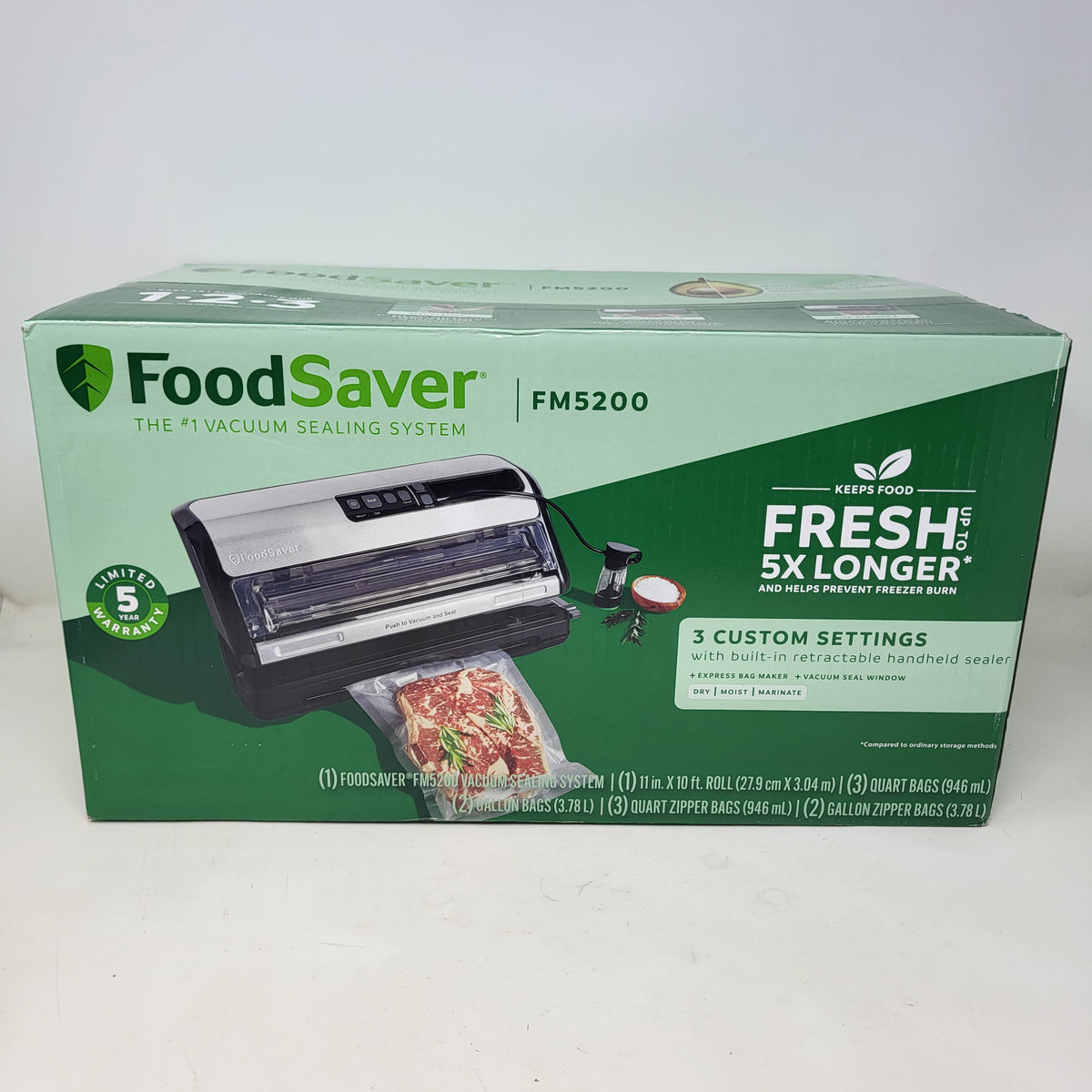 New FoodSaver FM5000 Series 2-in-1 Vacuum Sealer Machine 2159378 Black FM5200