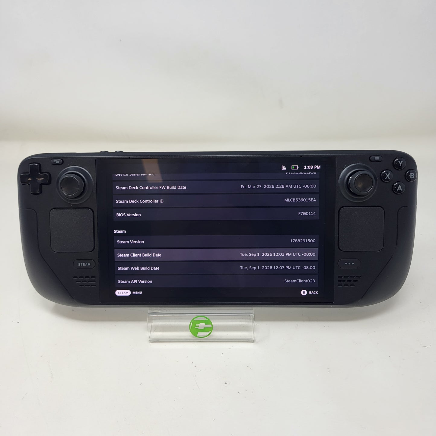 Valve Steam Deck OLED 7.4" AMD 6nm Ryzen APU 14GB RAM 1TB Black 1030