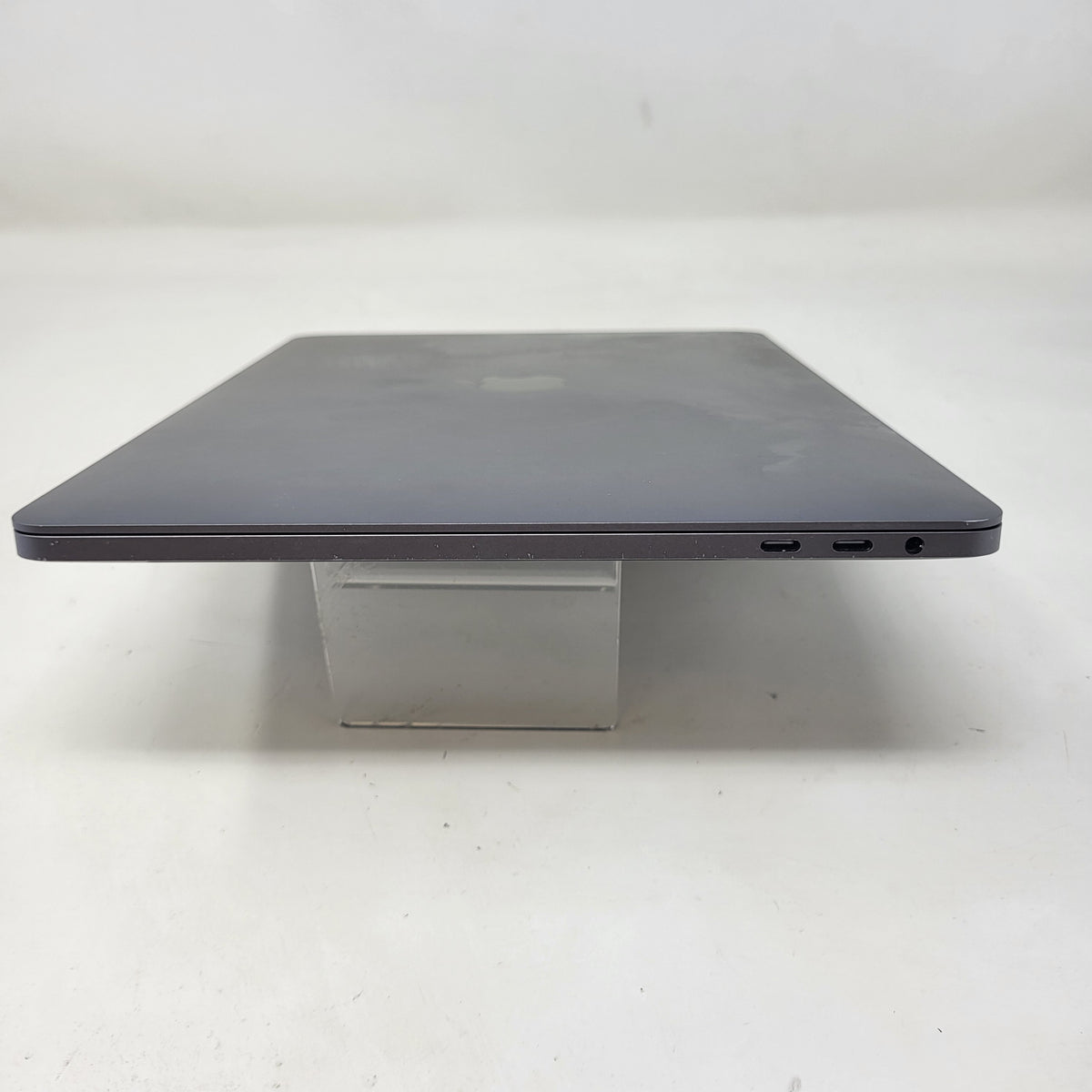 2020 Apple MacBook Pro 13.3" i7 2.3GHz 32GB RAM 2TB SSD Space Gray A2251