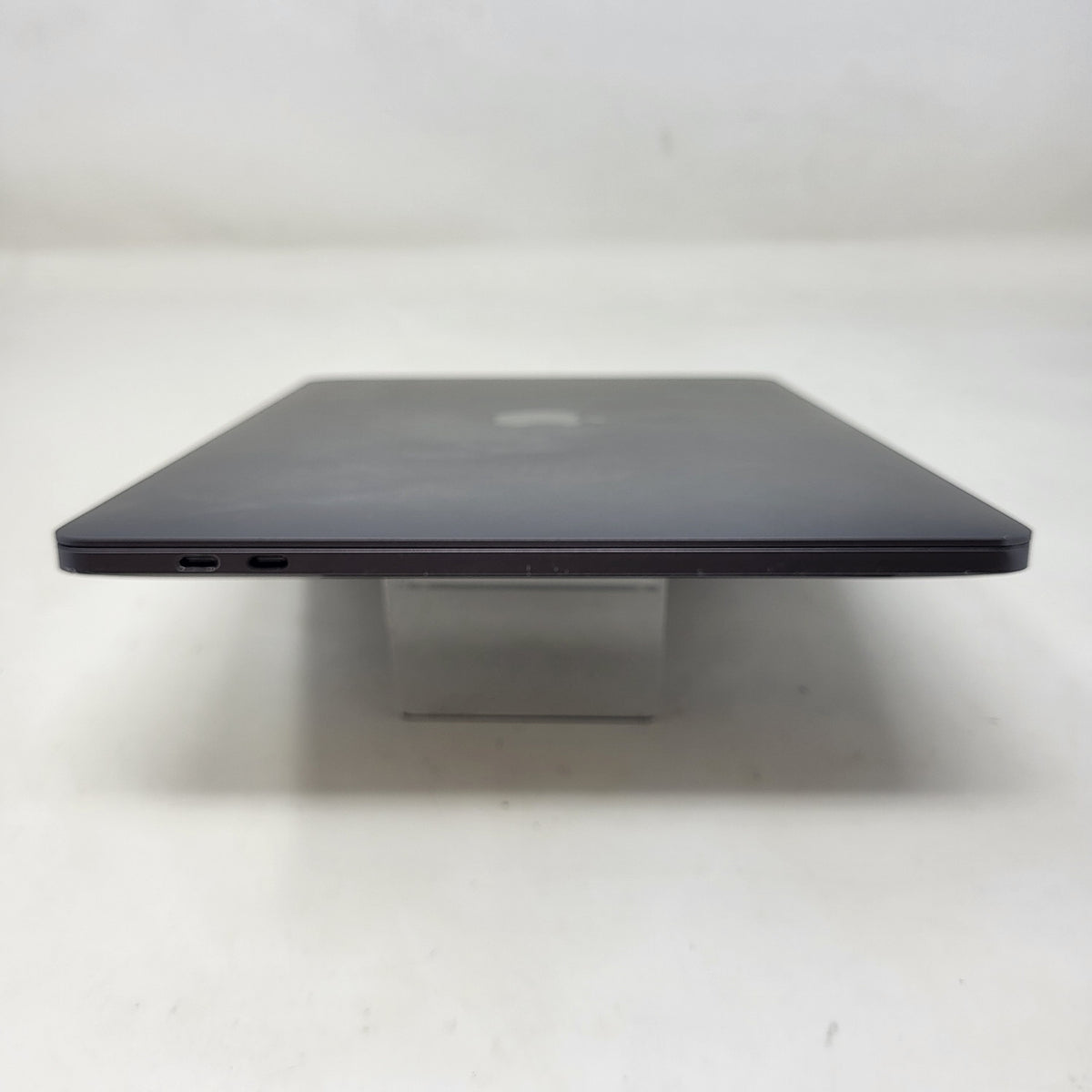 2020 Apple MacBook Pro 13.3" i7 2.3GHz 32GB RAM 2TB SSD Space Gray A2251