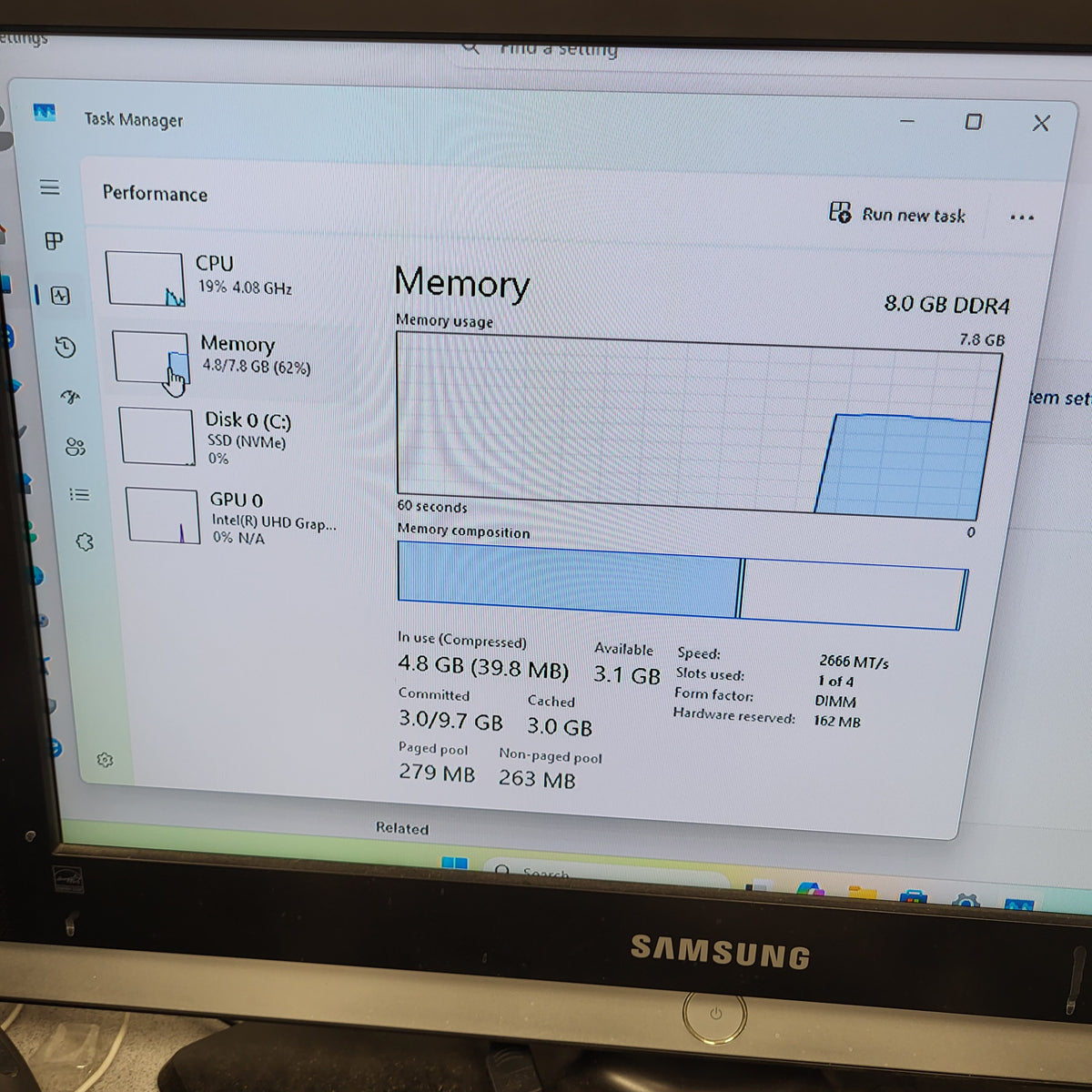 Lenovo ThinkCentre 0ICON14 Core i5-8500 3.00GHz 8GB RAM 256GB SSD