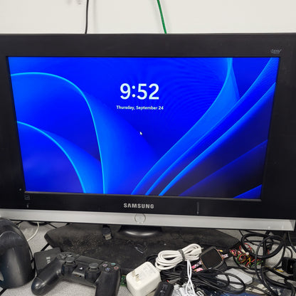 Lenovo ThinkCentre 0ICON14 Core i5-8500 3.00GHz 8GB RAM 256GB SSD