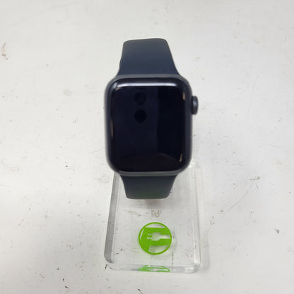 GPS Only Apple Watch SE 1st Gen 40MM Black Aluminum Black Sport Band A2351