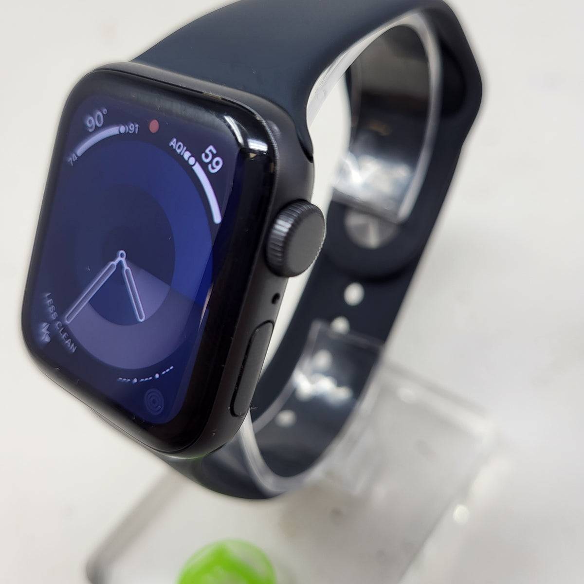 GPS Only Apple Watch SE 1st Gen 40MM Black Aluminum Black Sport Band A2351