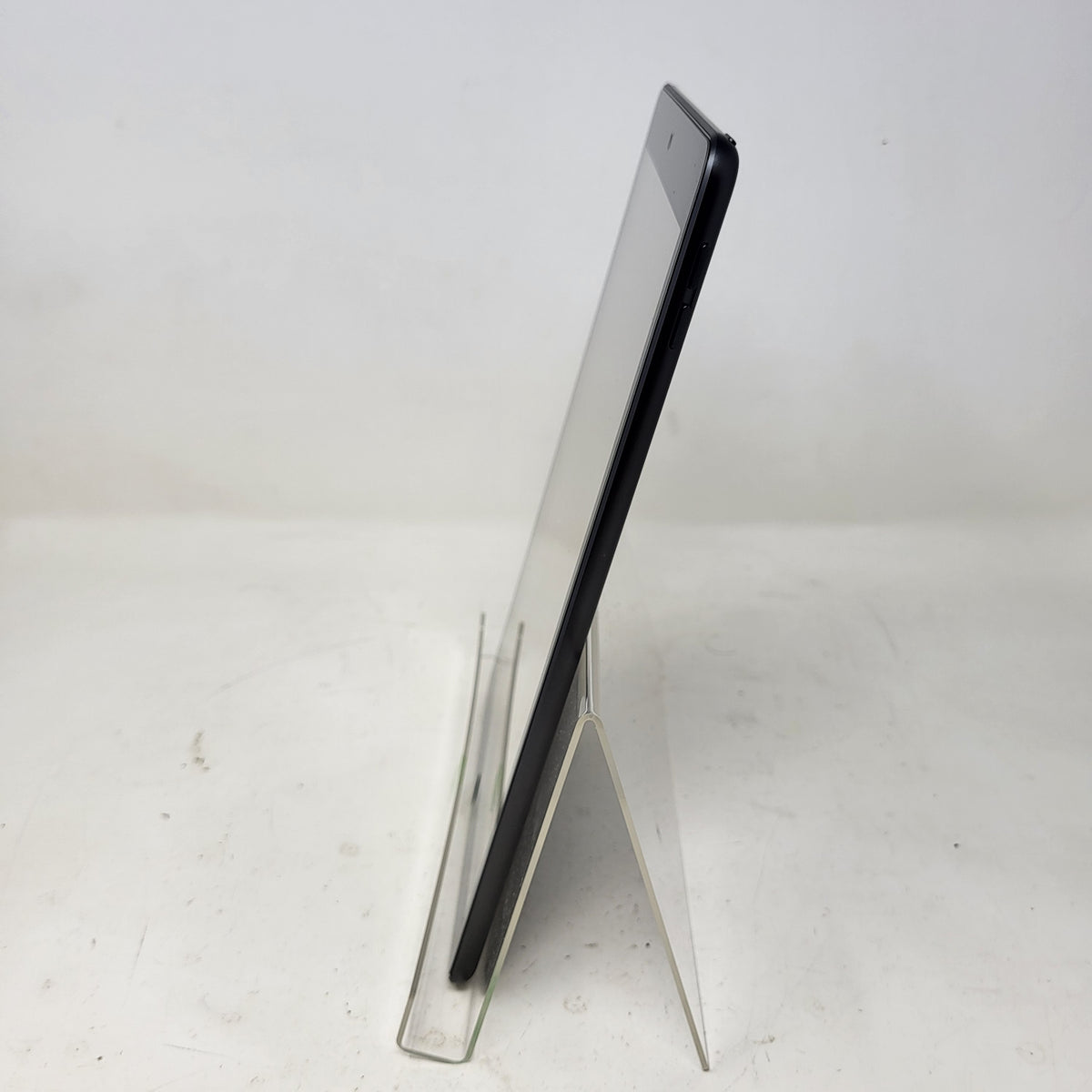 WiFi Only Apple iPad 9th Gen 64GB Space Gray MK2K3LL/A