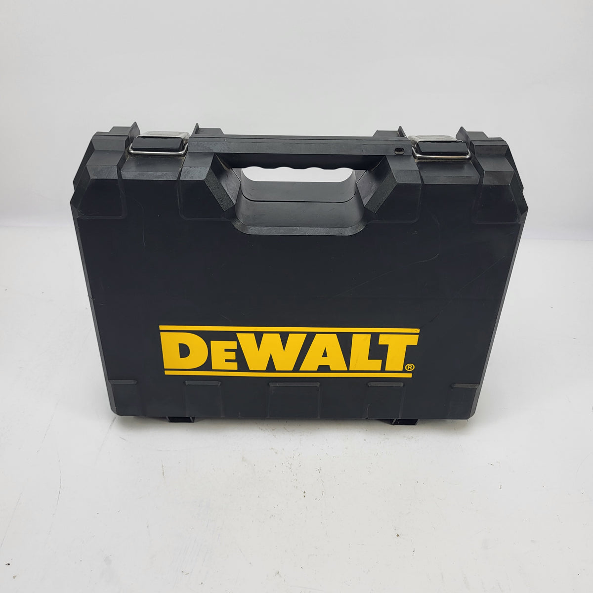 Dewalt DCD795 20V Max XR 1/2" Cordless Hammer Drill/Driver w/ Battery