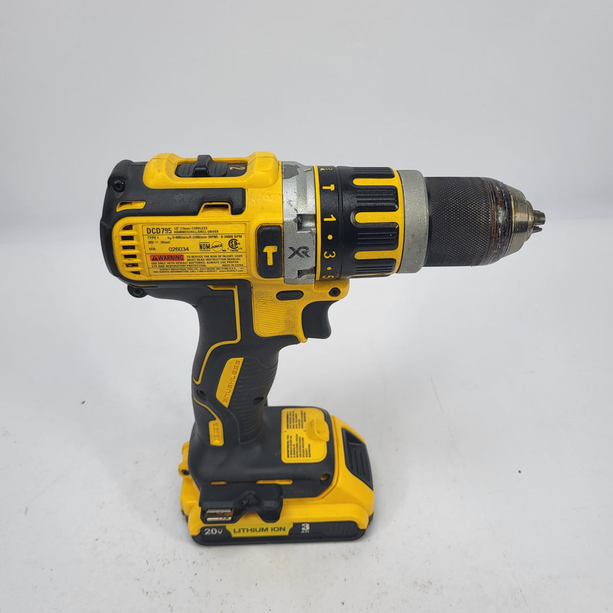 Dewalt DCD795 20V Max XR 1/2" Cordless Hammer Drill/Driver w/ Battery