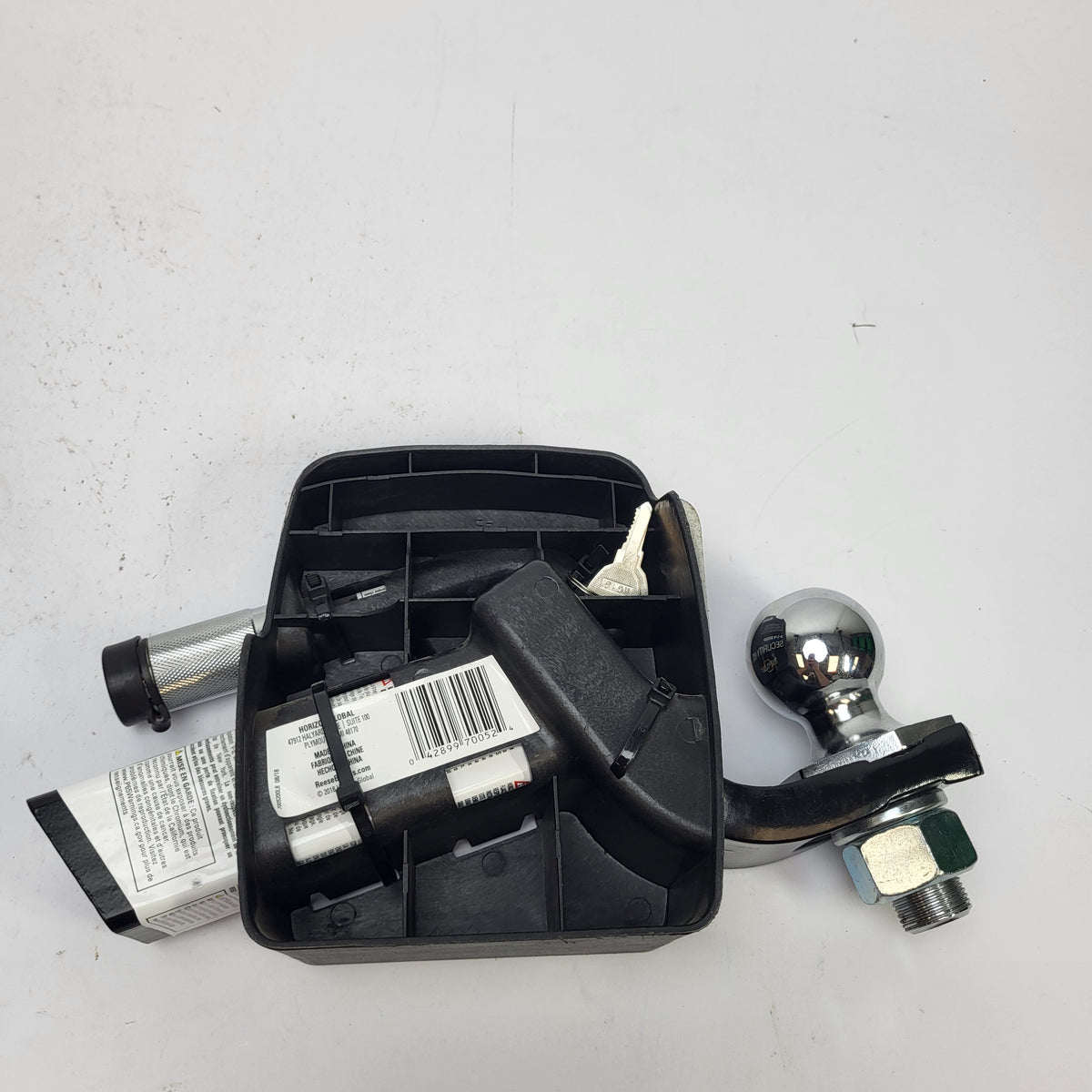 New Reese Towpower 7005200 2" Ball Mount 3-1/4" Drop Trailer Hitch Security Kit