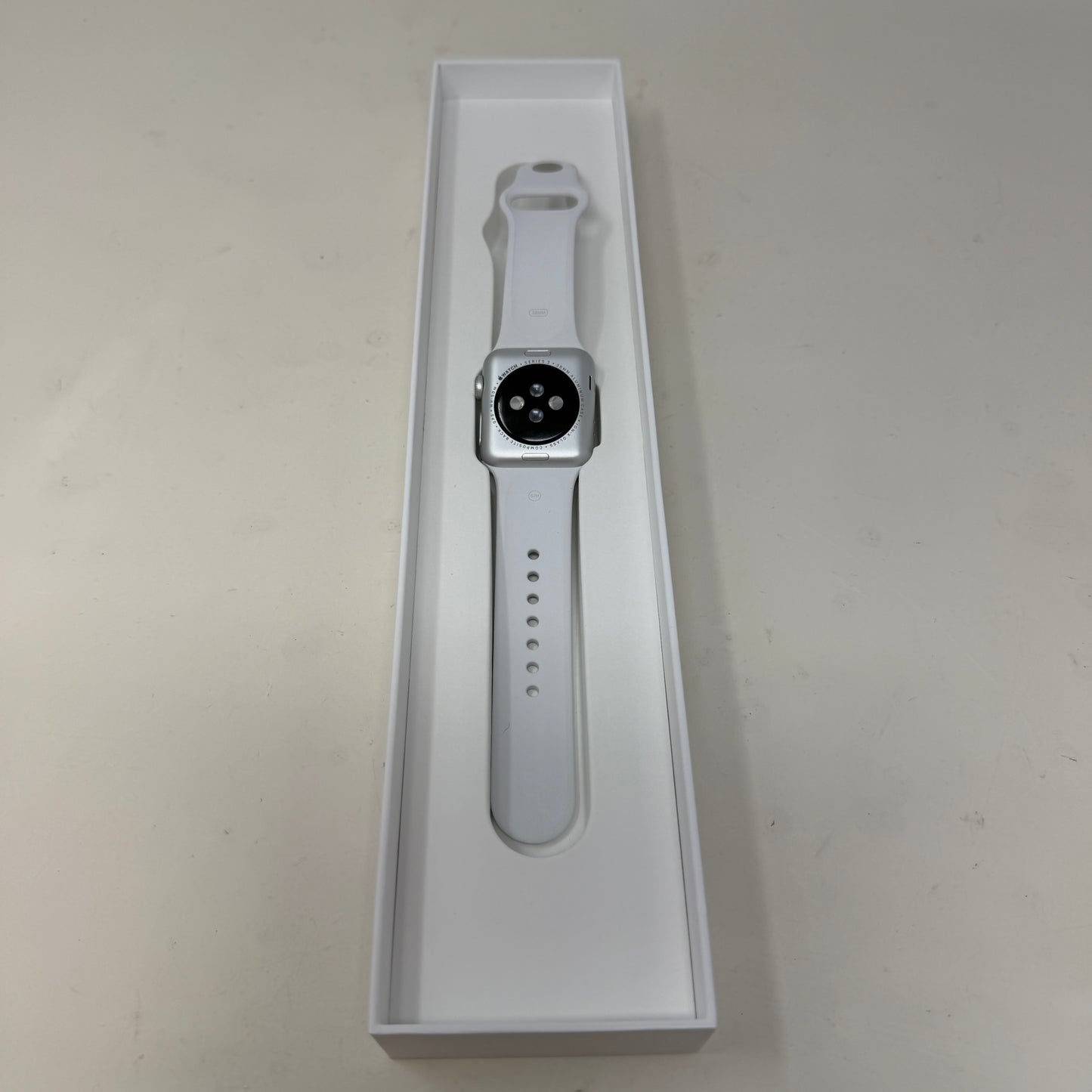 Broken GPS Only Apple Watch Series 3 38MM Silver Aluminum A1858 Bad Battery