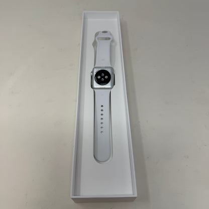 Broken GPS Only Apple Watch Series 3 38MM Silver Aluminum A1858 Bad Battery