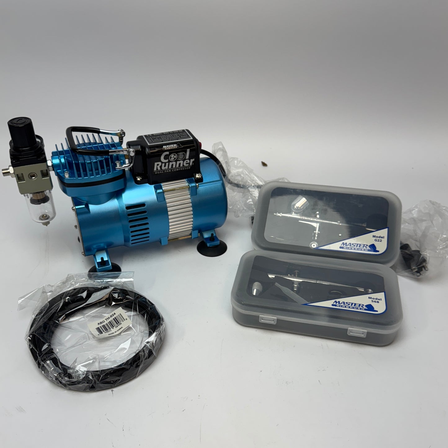 Master Airbrush ABD KIT-WBFP-16-20 Compressor, S68 & G22