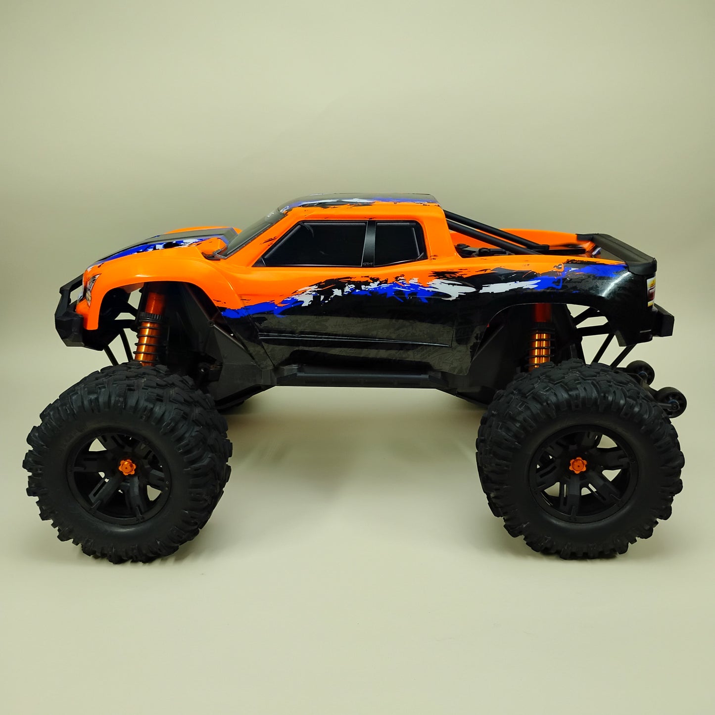 Traxxas X-Maxx 8S 4WD Orange Monster Truck 770864ORGX with Two Batteries