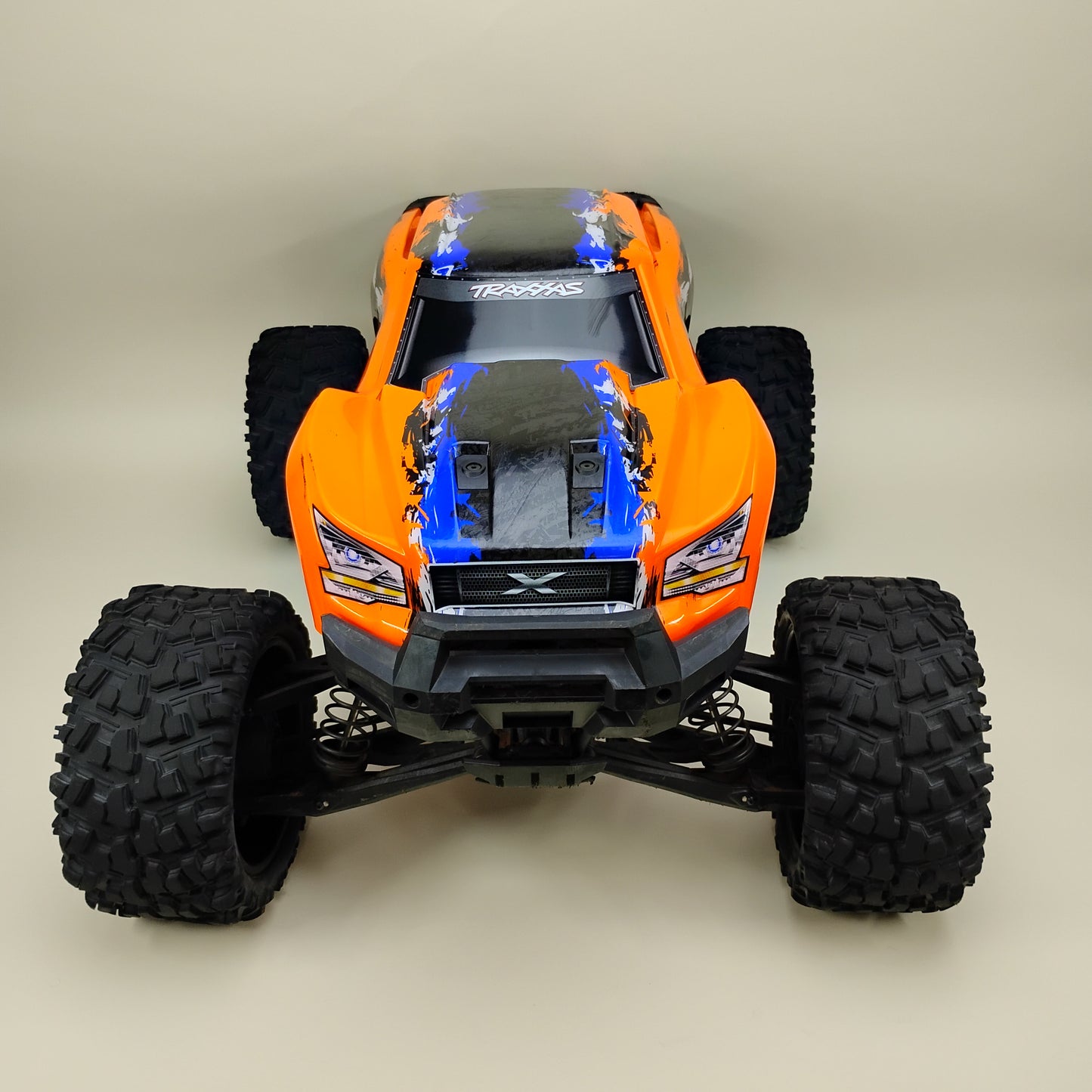 Traxxas X-Maxx 8S 4WD Orange Monster Truck 770864ORGX with Two Batteries