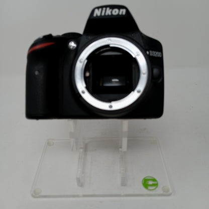 Nikon D3200 24.2MP Digital SLR Camera 738 Shutter Count