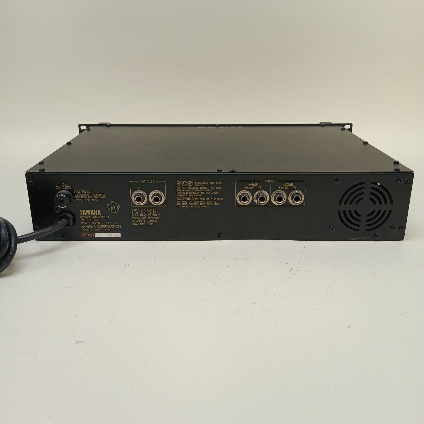 Yamaha P120 Professional 200W 2 Channel Power Amplifier