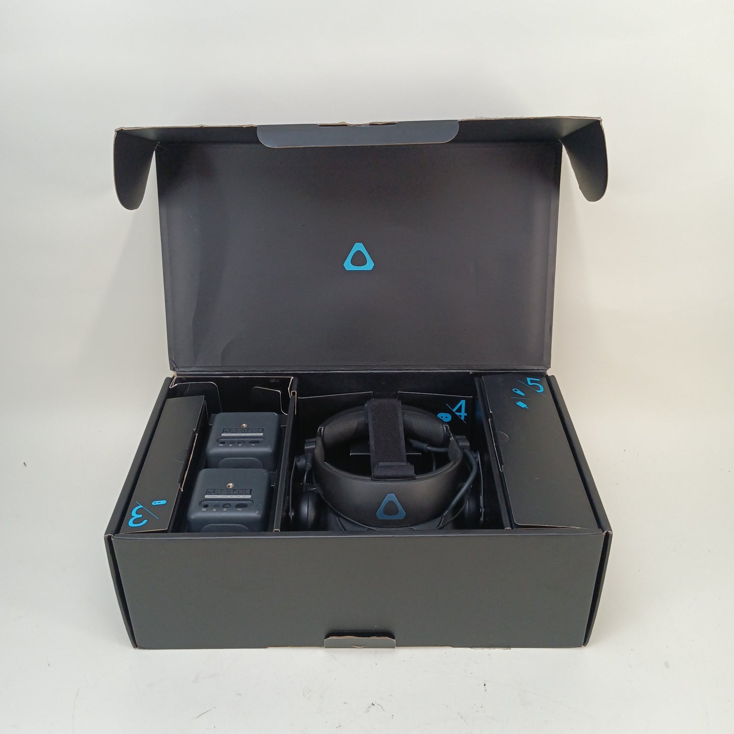 HTC Vive Cosmos Elite VR Headset