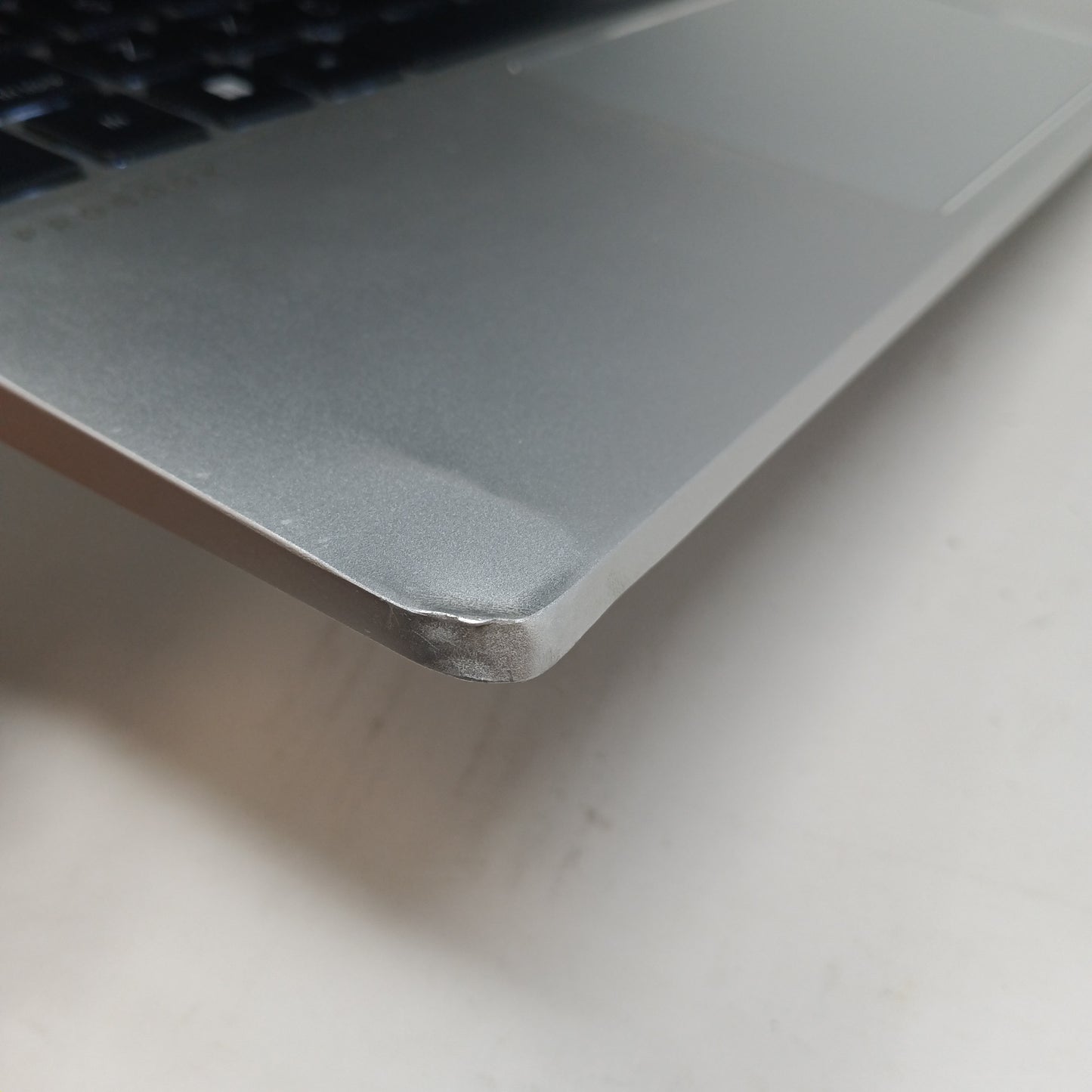 HP ProBook AX20INGW 15" i5-1135G7 2.4GHz 8GB RAM 250GB SSD